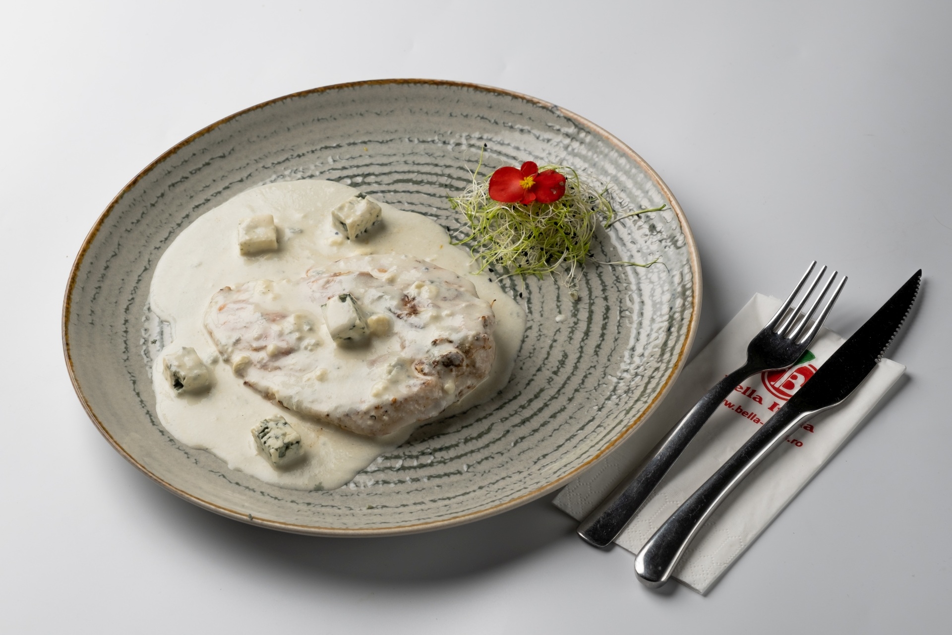 Pui cu sos Gorgonzola