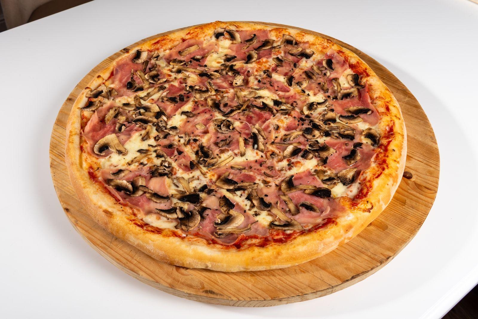 Pizza prosciuto cotto e funghi Grande