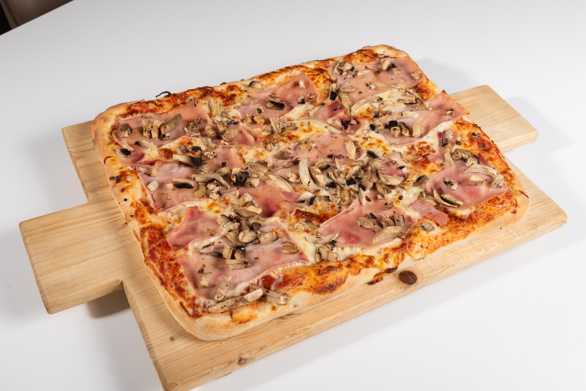 Pizza Capricciosa Family
