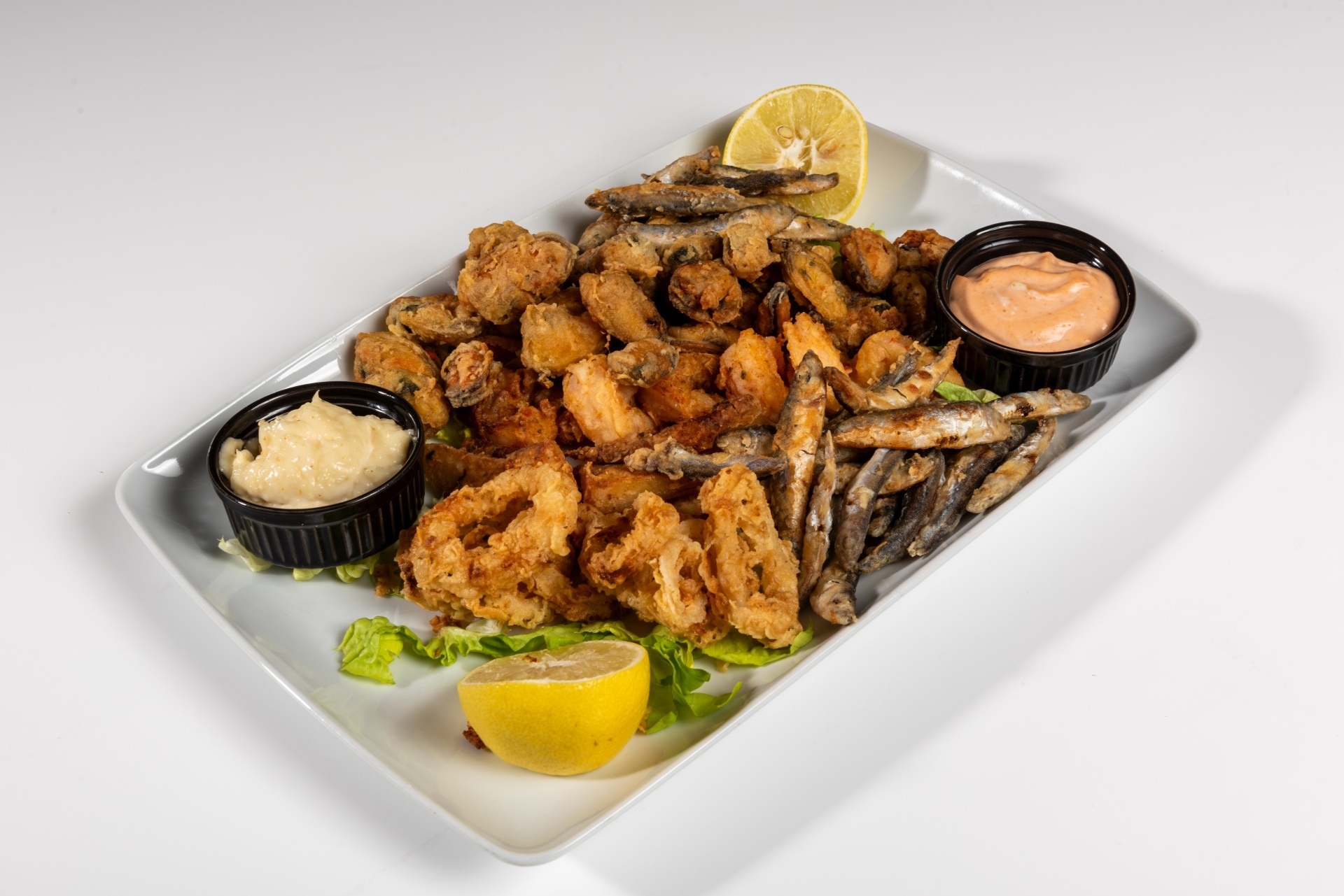 Platou de fructe de mare si peste
