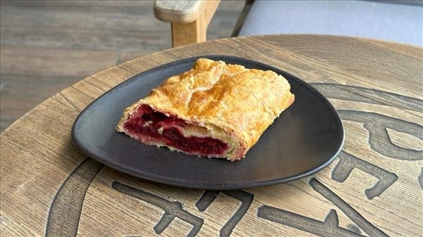 SOUR CHERRY STRUDEL