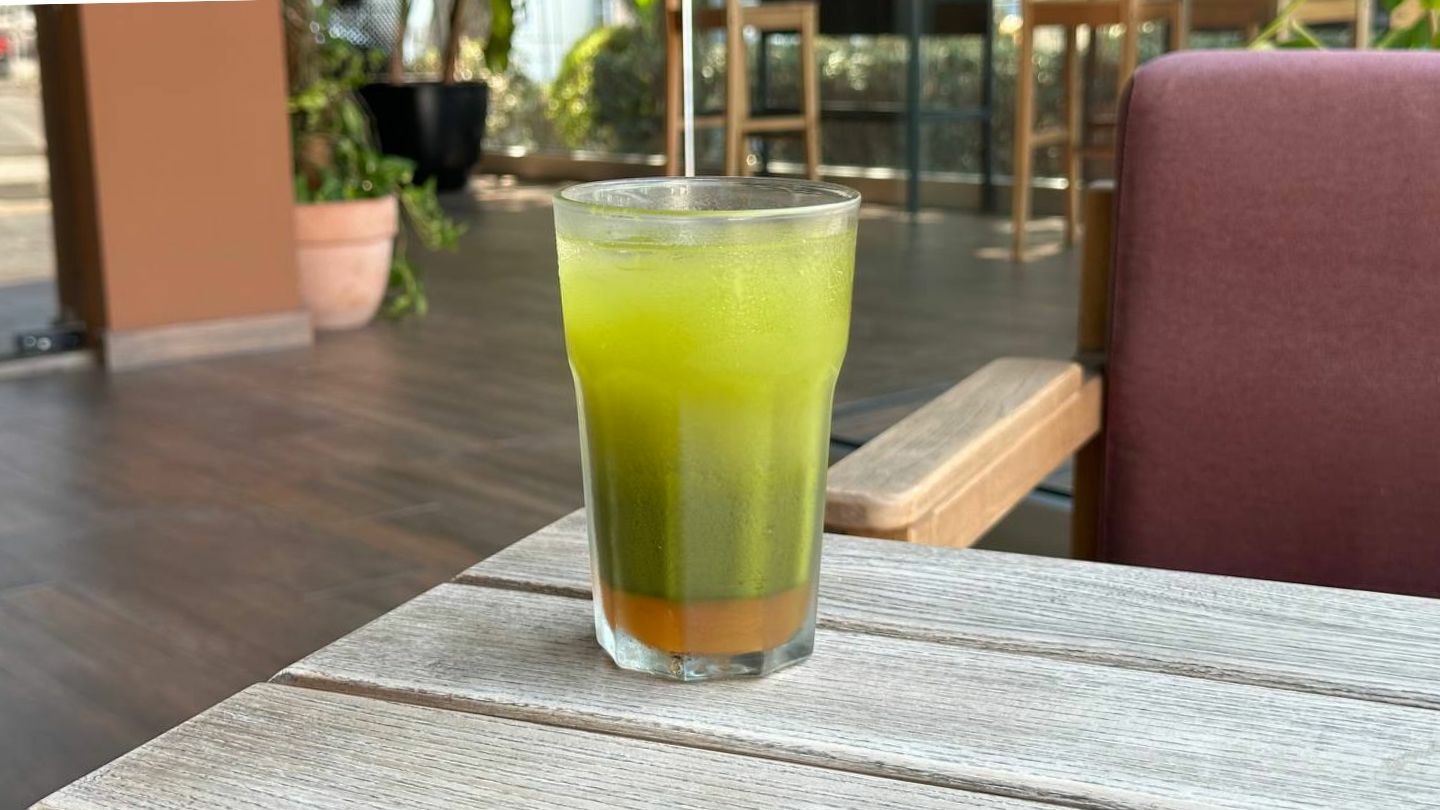 400ml MATCHA PEACH ICE TEA
