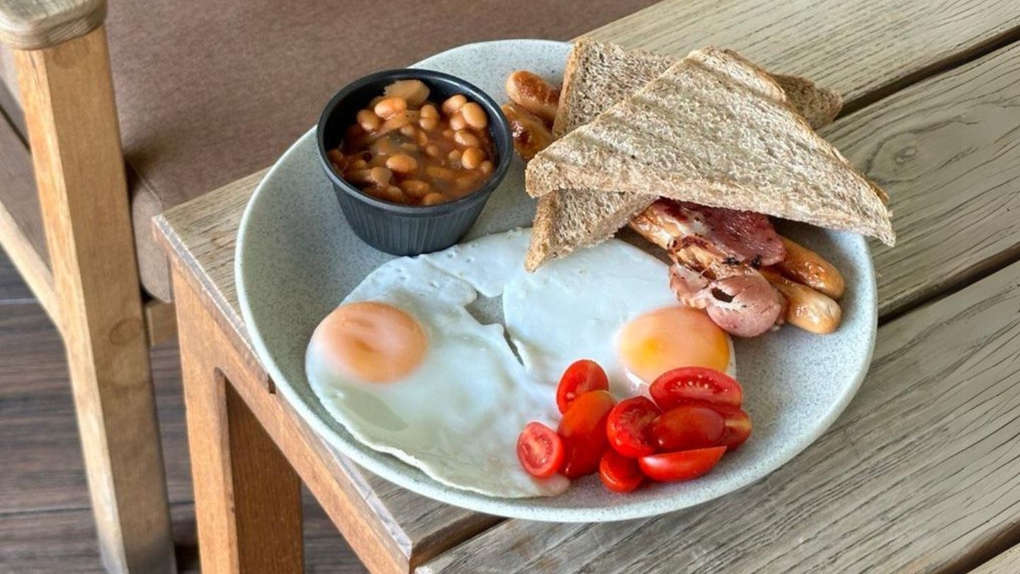 ENGLISH BREAKFAST