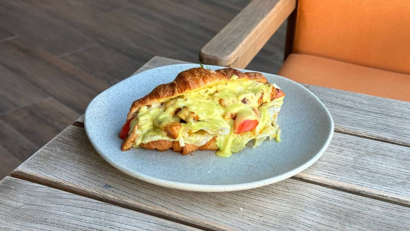 CROISSANT WITH CHICKEN