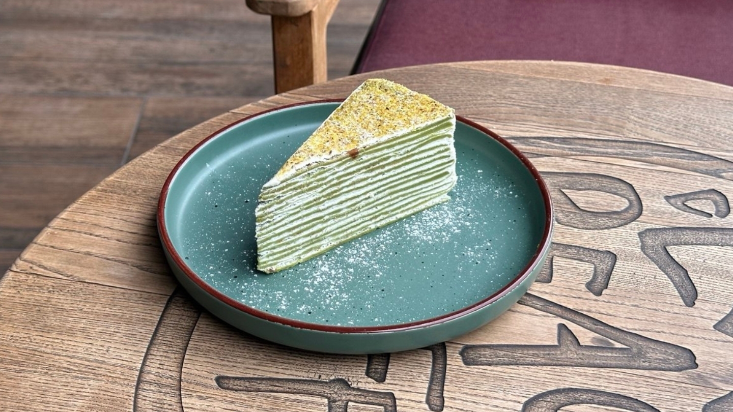 MATCHA CREPE CAKE