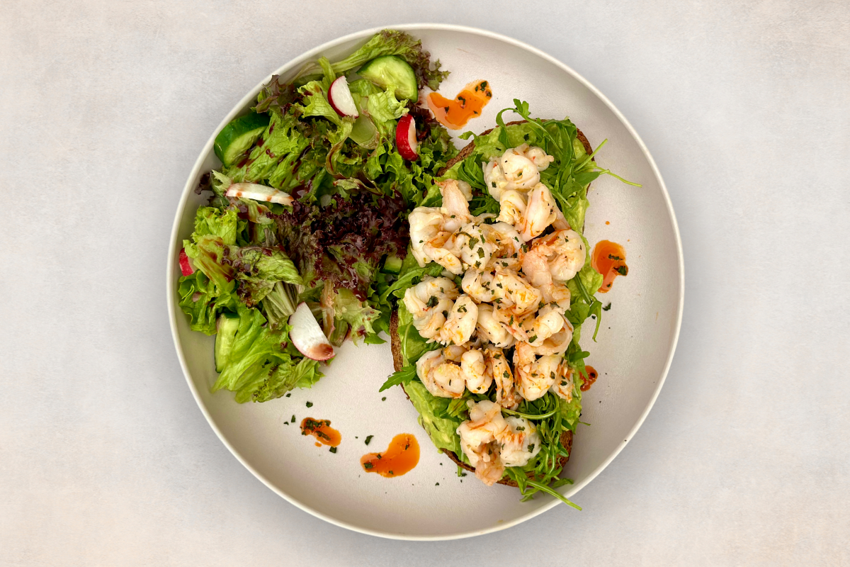 Prawn avocado Toast (D, E)