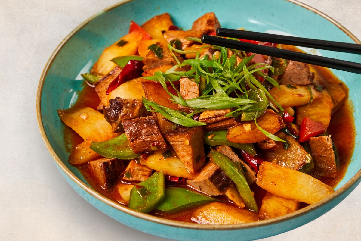Da Pan Ji - Chicken Noodles