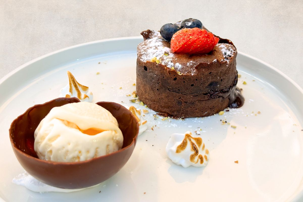 Chocolate Lava Cake (D, E)