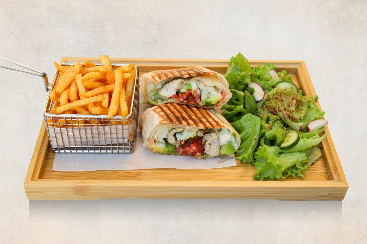 Chicken and Mozzarella Wrap (D)
