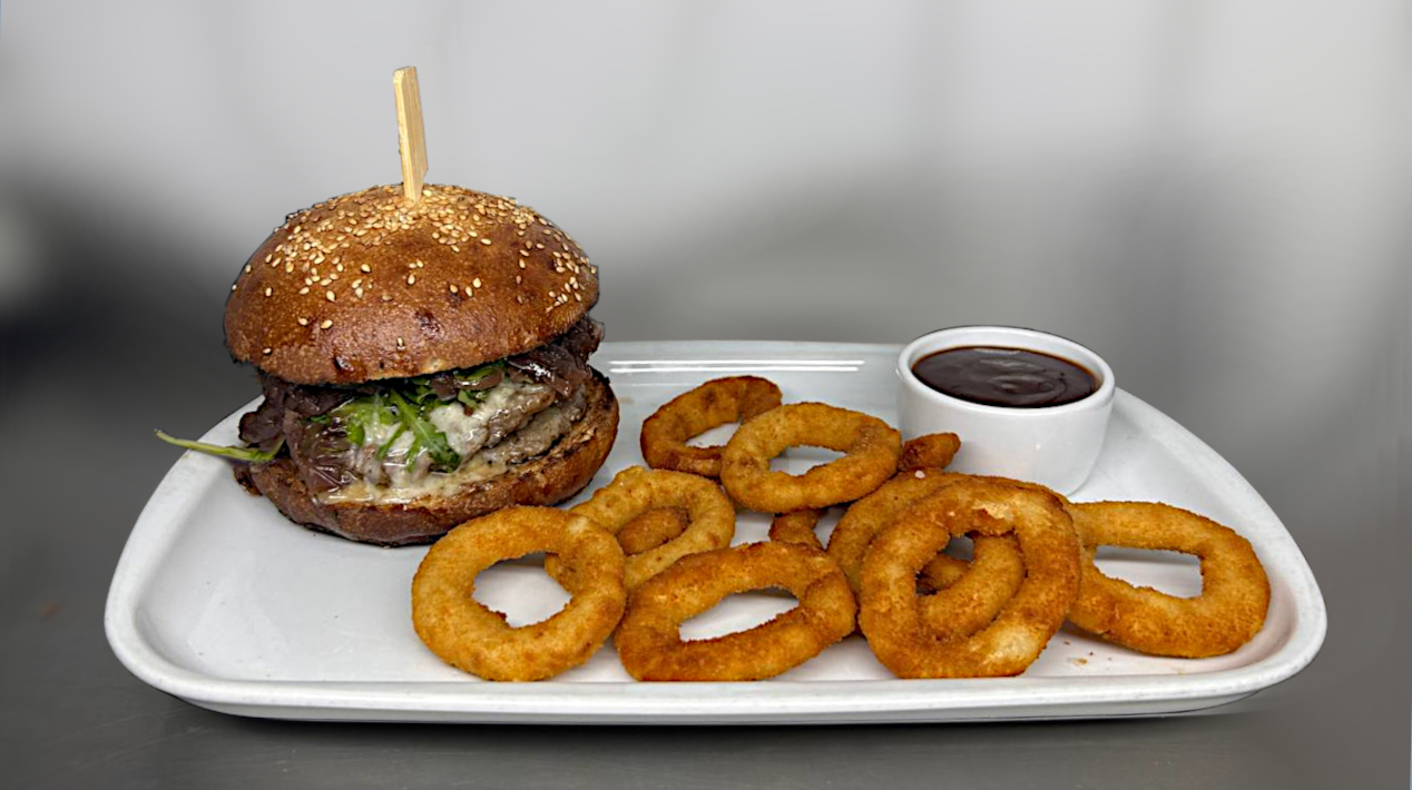 Blue Cheese Burger/ Блючіз Бургер 450/ 120/ 50 г.