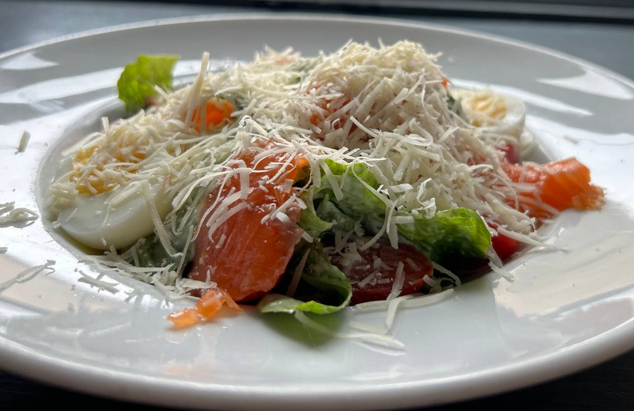 Caesar With Salmon/ Цезар з лососем 270 г.