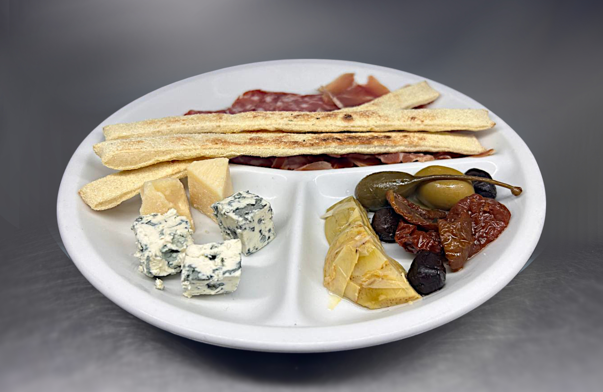 Beer Antipasti Plate/ Пивне Антіпасті 200/ 50 г.