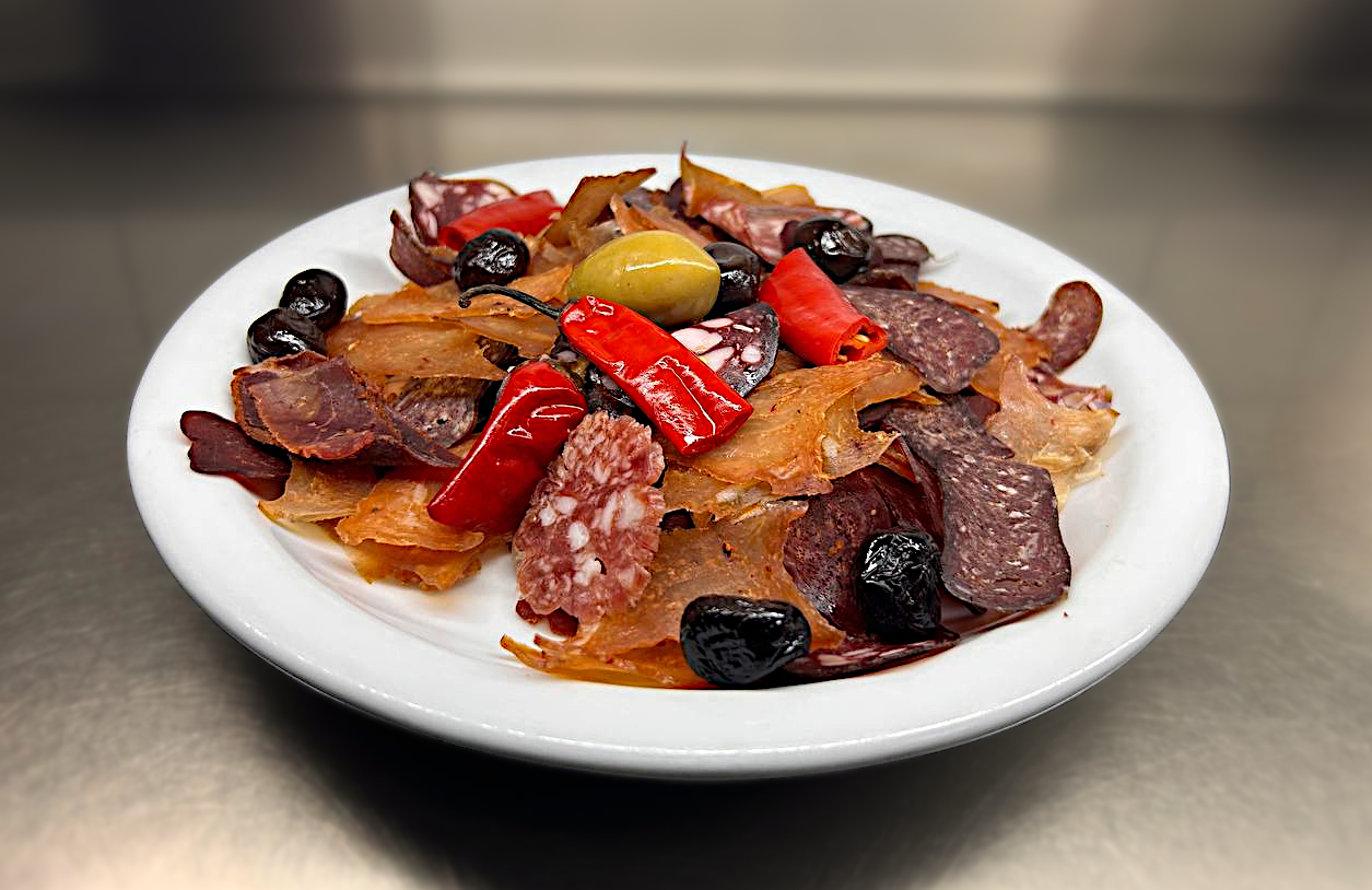 Charcuterie Plate/ М’ясна тарілка 200 г.
