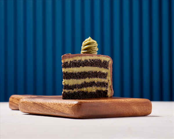 Pistachio Choco Cake