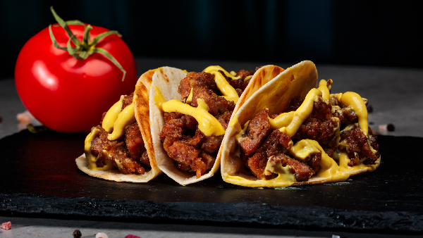 Tacos cu mici | Tacos with "Mici"