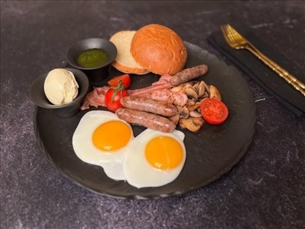 АНГЛІЙСЬКИЙ СНІДАНОК