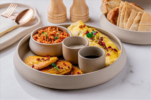 Emirati Breakfast 